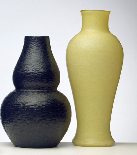 Glass vases with battuto finish Scarpa